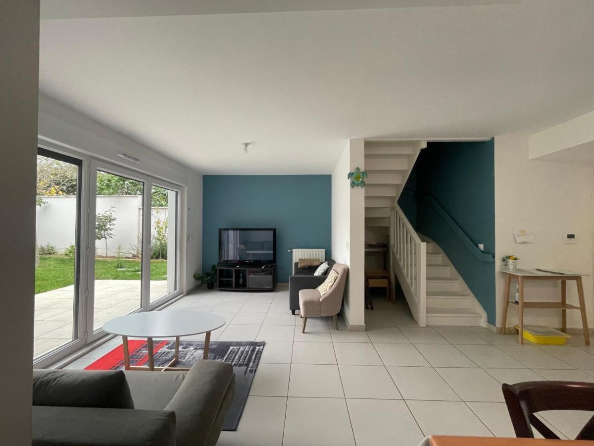 Duplex Neuf 90 M2 - 3 Chambres, Avec Jardin A Sartrouville Exterior foto